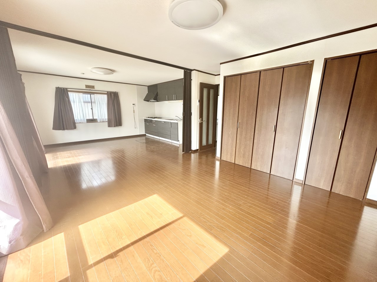 ◆リビング(リフォーム中)|リフォーム中もご案内可能です。