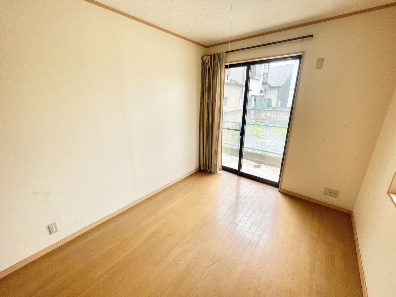 ◆1階洋室|家族でゆったり時間を過ごせるお部屋です。