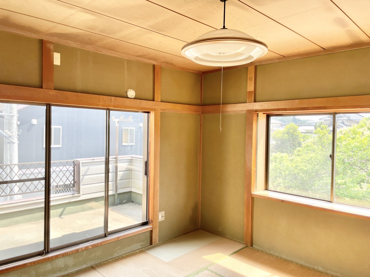 ◆2階和室|ぬくもりを感じられる和室でゆっくりとお寛ぎいただけます♪