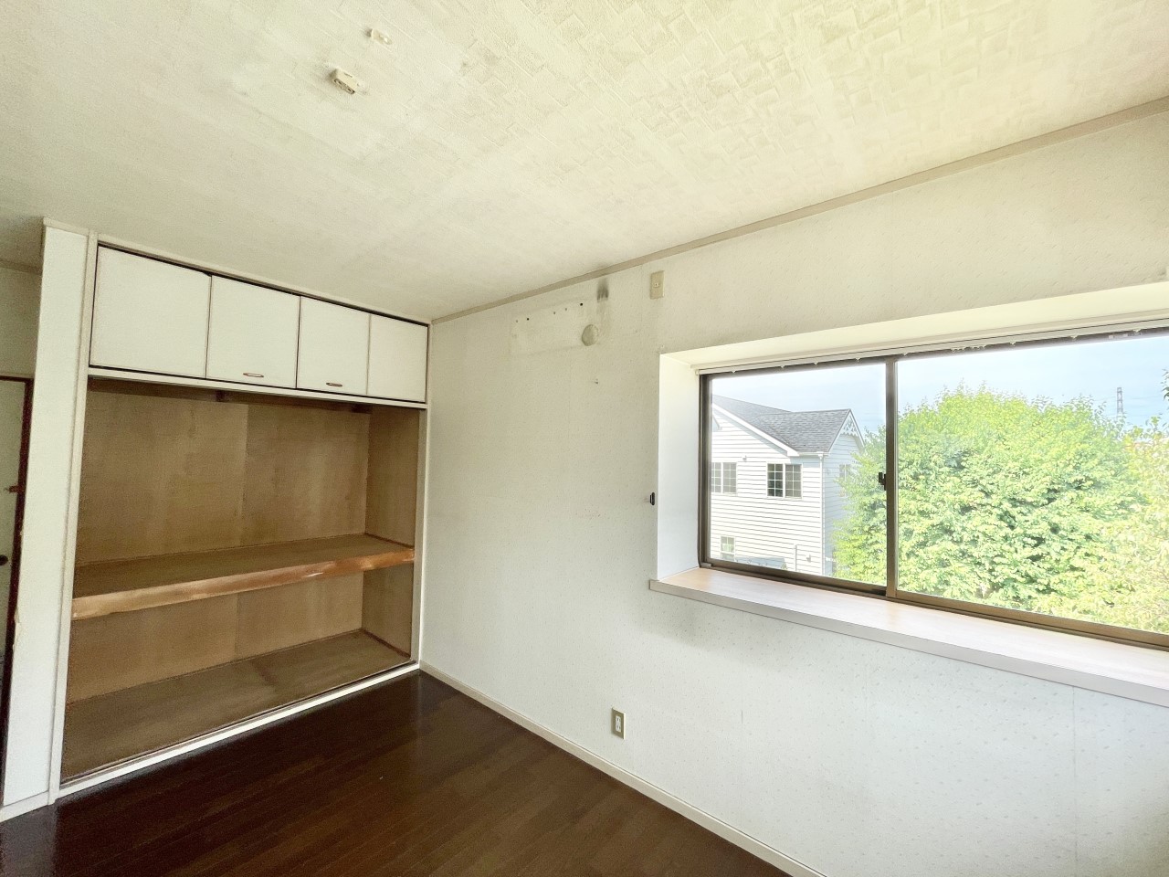 ◆2階洋室|小学校入学を機に自分のお部屋を欲しがるお子さまは多いようです。普段はリビングでお勉強やお遊びをしていても、お子様の自立を促すにはやっぱり自分の部屋を持つことが一番。