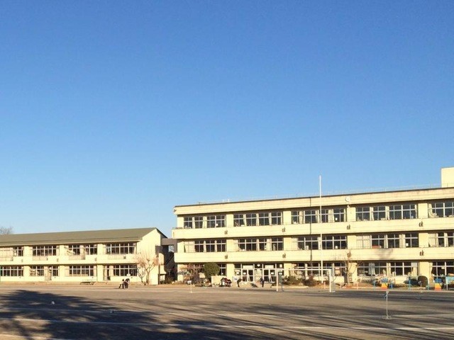 寄居町立用土小学校(850m)-