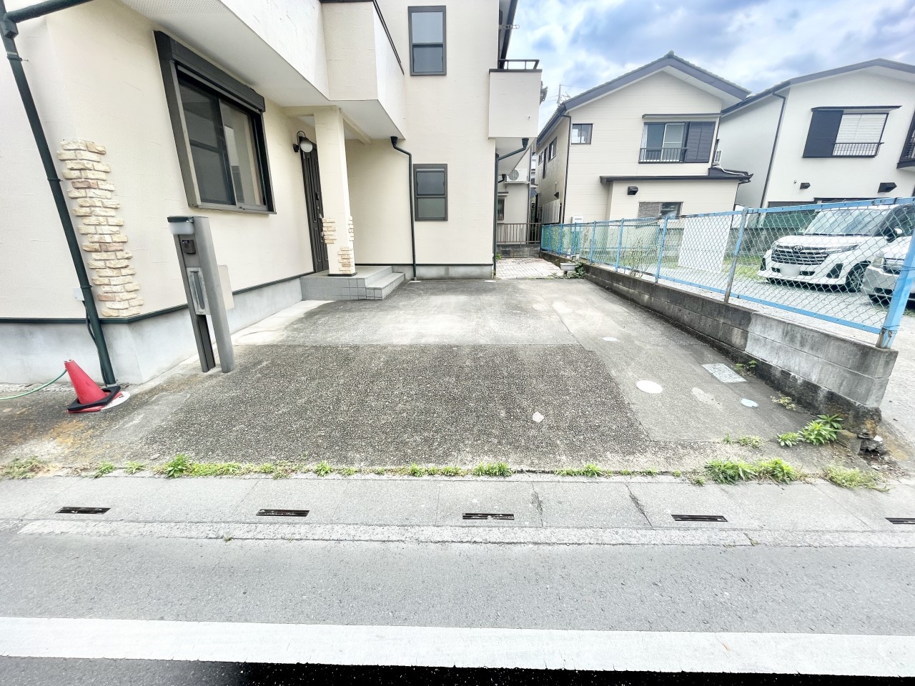 ◆駐車場|並列2台駐車可能です!