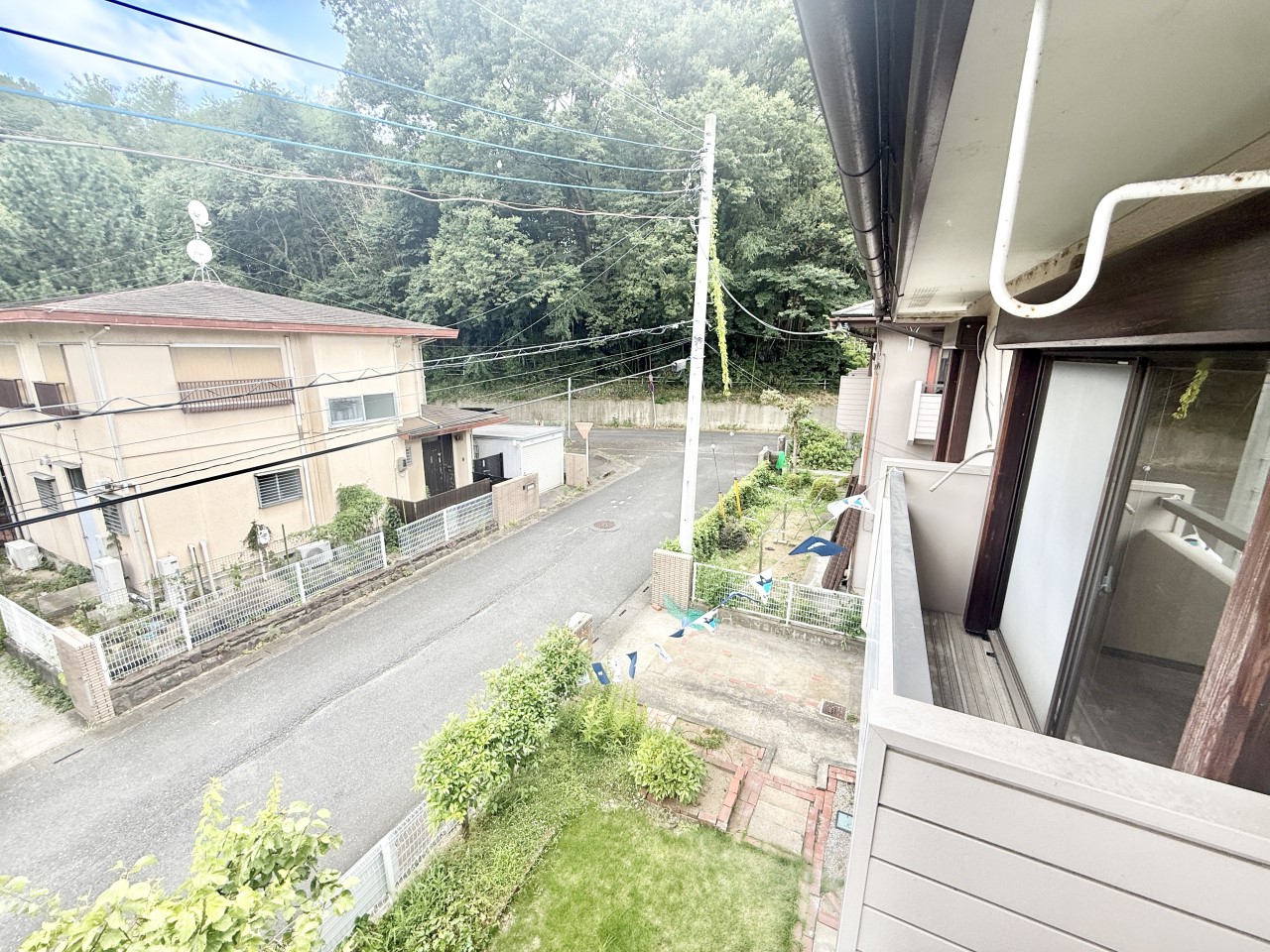 ◆外観|落ち着いた住宅街の一角に位置し、静かな暮らしを求める方におすすめです