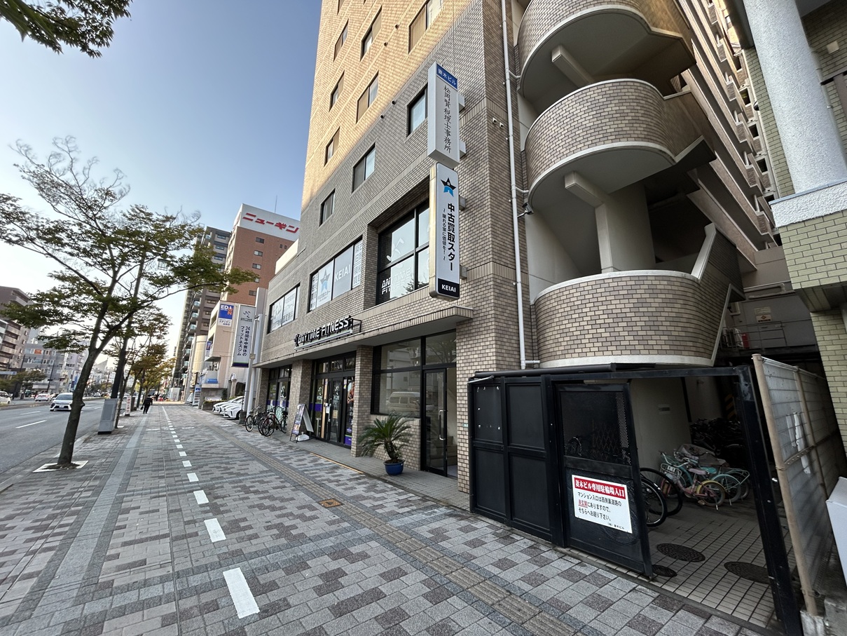 広島駅から徒歩でもご来店可能です♪